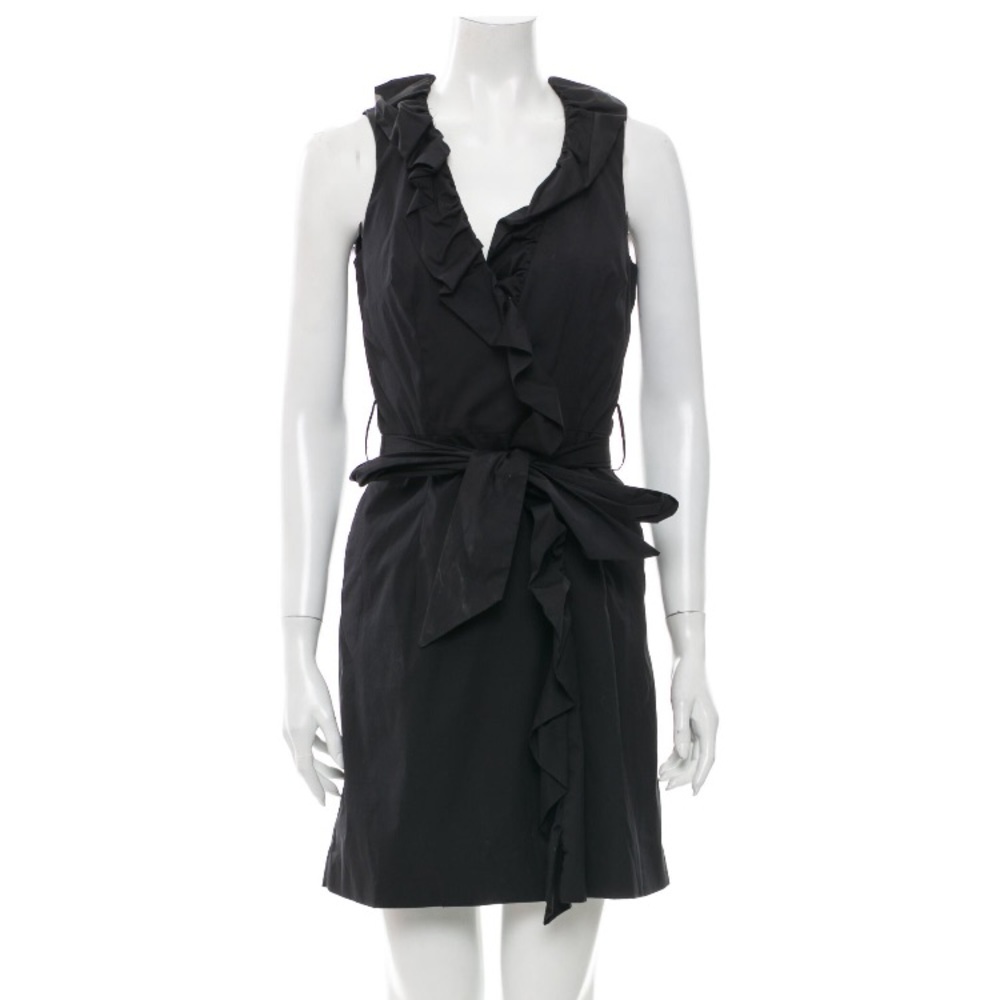 🔥‎ MILLY RUFFLE WRAP DRESS
€432€220